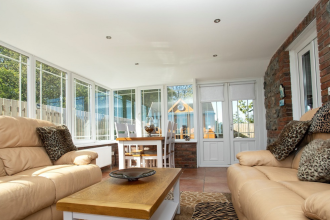 Ins Cosy Roof 1920 x 1080 px 9